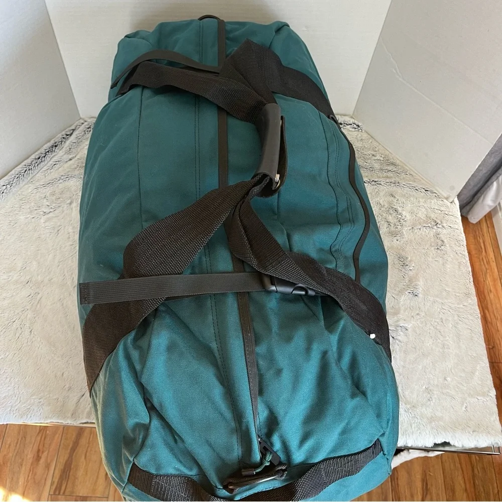Vintage Eagle Creek Duffel Travel Green Color Large Size